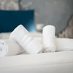 Apartamento Parcheggio Gratuito - New 1bdr Con Terrazzo